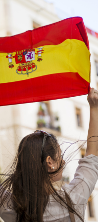 how to move to spain