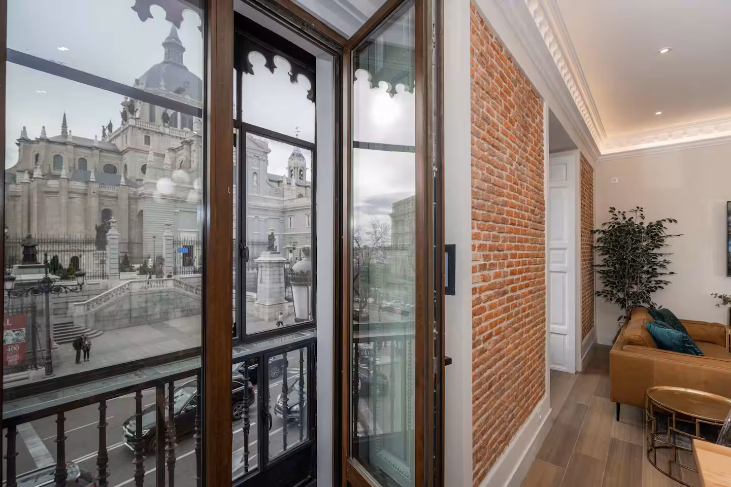 Bright apartment in a Spanish city